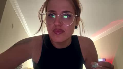 lotta_love0 online show from 1, 5, 2026