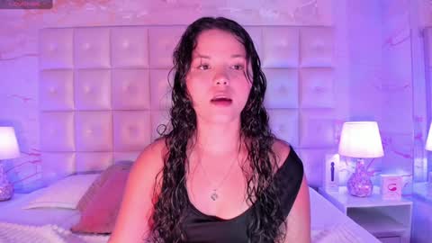 Snapshot of lotti_carter chatting on 4, 1, 2025 Lotti online show from 4, 1, 2025