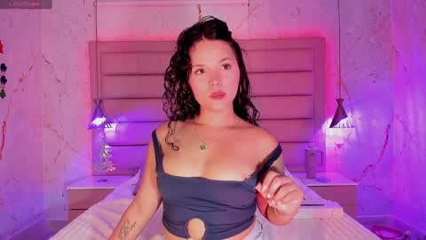 Snapshot of lotti_carter chatting on 7, 1, 2025 Lotti online show from 7, 1, 2025