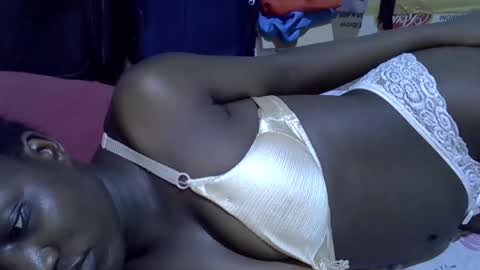 lotty_lavilla online show from 16, 1, 2026