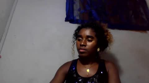 Snapshot of louane98 chatting on 1, 2, 2026 louane98 online show from 1, 2, 2026