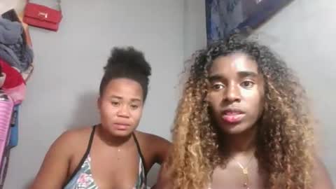 Snapshot of louane98 chatting on 3, 2, 2026 louane98 online show from 3, 2, 2026