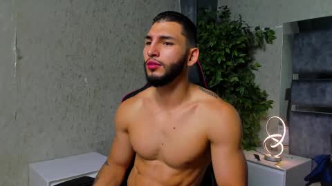 Louis online show from 24, 11, 2025