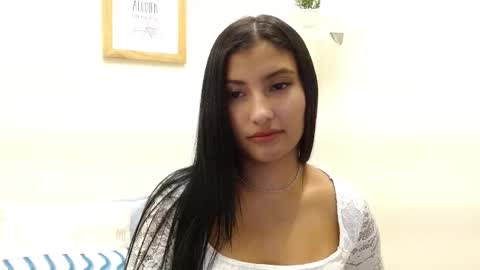 Snapshot of louis_k chatting on 17, 11, 2025 Louis K online show from 17, 11, 2025