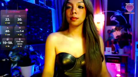 Snapshot of louisassy chatting on 23, 6, 2026 Louisa online show from 23, 6, 2026