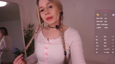 Snapshot of love_audirs6 chatting on 1, 12, 2025 Eva online show from 1, 12, 2025
