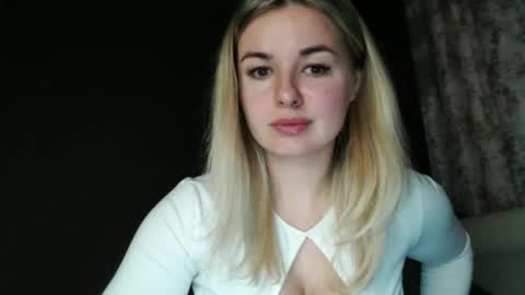 Snapshot of love_dom_meg chatting on 3, 4, 2026 Megane online show from 3, 4, 2026