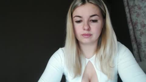 Snapshot of love_dom_meg chatting on 9, 4, 2026 Megane online show from 9, 4, 2026