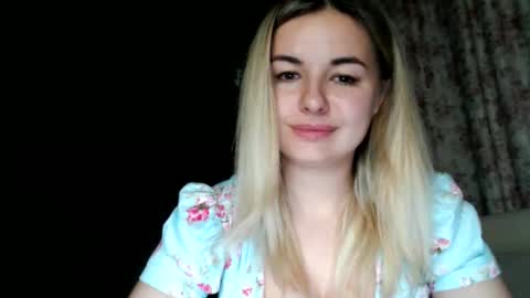 Snapshot of love_dom_meg chatting on 7, 6, 2026 Megane online show from 7, 6, 2026