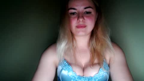 Snapshot of love_dom_meg chatting on 19, 6, 2026 Megane online show from 19, 6, 2026