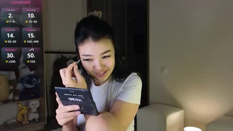 Snapshot of love_peace_here chatting on 20, 10, 2025 hi its me online show from 20, 10, 2025