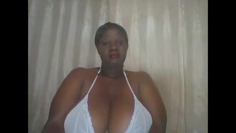 Snapshot of lovebigmelon chatting on 3, 12, 2024 Lynn online show from 3, 12, 2024