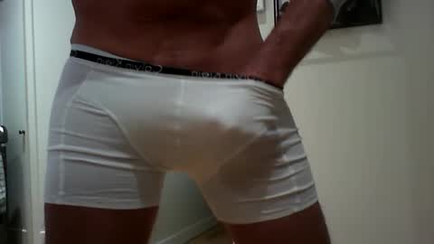 Snapshot of lovehairyone chatting on 24, 2, 2025 lovehairyone online show from 24, 2, 2025