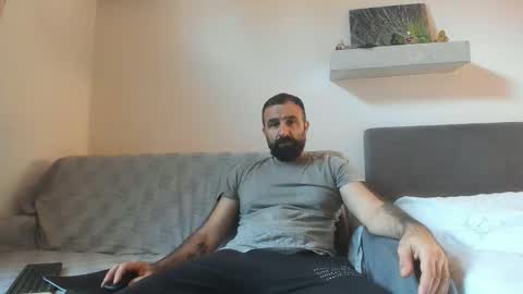 loveivat80 online show from 2, 11, 2025