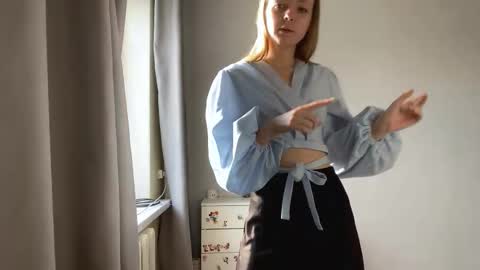 Ella online show from 11, 11, 2025