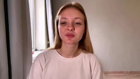 Ella online show from 2, 12, 2025