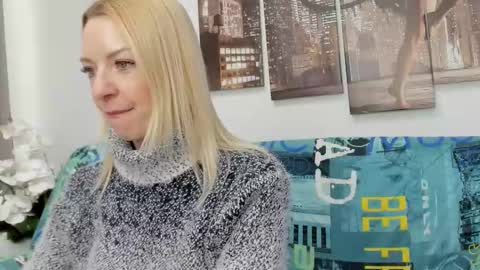 Snapshot of lovely__audrey chatting on 24, 2, 2026 lovely__audrey online show from 24, 2, 2026