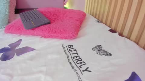 Kissy online show from 18, 4, 2026