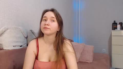 Lovely Hayley online show from 23, 2, 2025