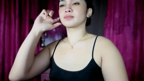 Snapshot of lovely_kurtny04 chatting on 17, 5, 2026 LOVE online show from 17, 5, 2026