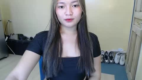 Snapshot of lovely_laura09 chatting on 25, 1, 2025 Lovely Laura online show from 25, 1, 2025