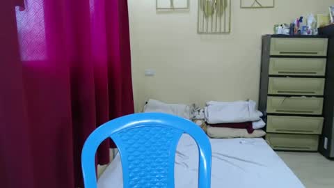 Snapshot of lovely_laura09 chatting on 7, 2, 2025 Lovely Laura online show from 7, 2, 2025