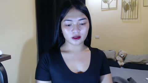Snapshot of lovely_laura09 chatting on 2, 3, 2025 Lovely Laura online show from 2, 3, 2025