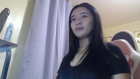 Snapshot of lovely_laura09 chatting on 19, 9, 2025 Lovely Laura online show from 19, 9, 2025