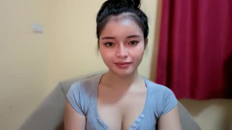 Snapshot of lovely_laura09 chatting on 21, 9, 2025 Lovely Laura online show from 21, 9, 2025