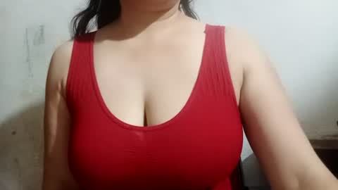 Snapshot of lovely_sweet_girl chatting on 28, 6, 2026 katrina follow me guys online show from 28, 6, 2026
