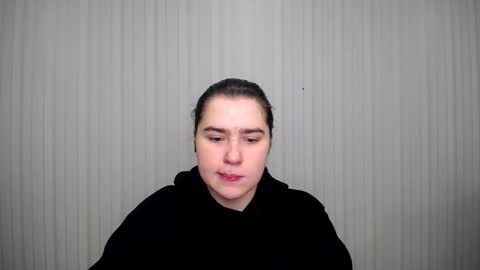 Snapshot of lovelyangel_xx chatting on 8, 12, 2024 lovelyangel_xx online show from 8, 12, 2024