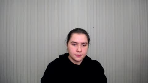 Snapshot of lovelyangel_xx chatting on 8, 12, 2024 lovelyangel_xx online show from 8, 12, 2024