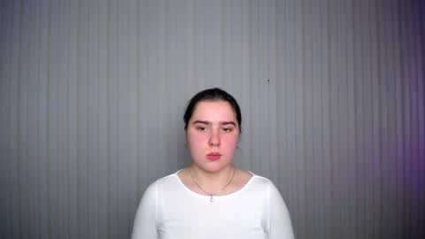 Snapshot of lovelyangel_xx chatting on 11, 12, 2024 lovelyangel_xx online show from 11, 12, 2024