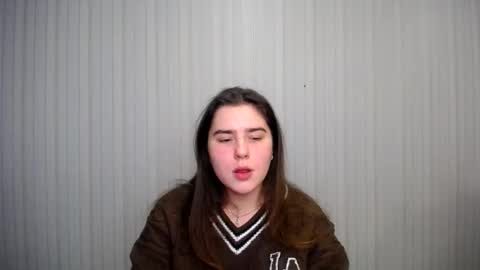 Snapshot of lovelyangel_xx chatting on 13, 12, 2024 lovelyangel_xx online show from 13, 12, 2024