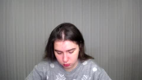 Snapshot of lovelyangel_xx chatting on 21, 12, 2024 lovelyangel_xx online show from 21, 12, 2024