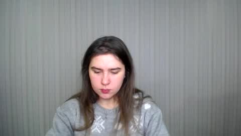 Snapshot of lovelyangel_xx chatting on 21, 12, 2024 lovelyangel_xx online show from 21, 12, 2024