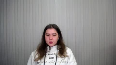 Snapshot of lovelyangel_xx chatting on 25, 12, 2024 lovelyangel_xx online show from 25, 12, 2024