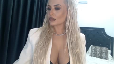 PrAllinXXXa online show from 12, 12, 2024