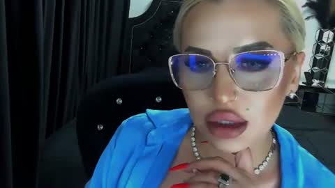 PrAllinXXXa online show from 17, 6, 2026