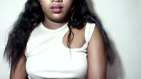 Snapshot of lovelylarra chatting on 18, 7, 2026 lovelylarra online show from 18, 7, 2026