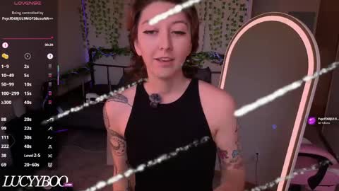 lovelylittlelucyy online show from 28, 5, 2026
