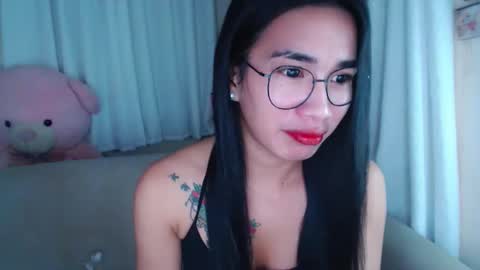 Snapshot of lovelymae18 chatting on 1, 12, 2024 lovelymae18 online show from 1, 12, 2024