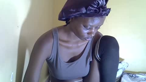 lovelymee2 online show from 7, 11, 2025