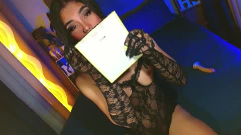 Snapshot of lovelymiss_shyna11 chatting on 8, 7, 2026 lovelymiss_shyna11 online show from 8, 7, 2026