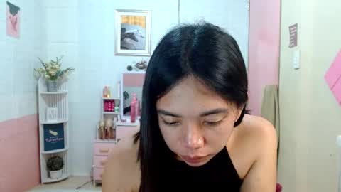 lovelypetitebigcock online show from 15, 2, 2026