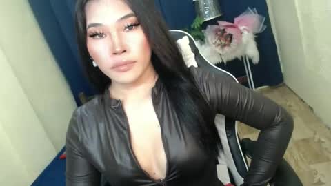 STWEET LINA online show from 23, 10, 2025