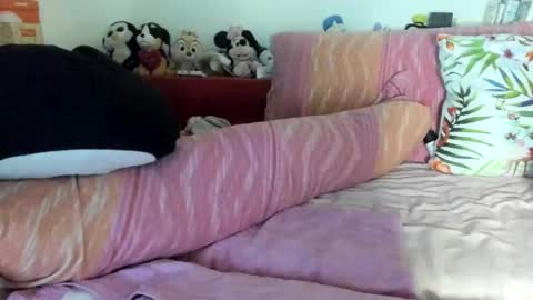 Snapshot of lovelywoman23 chatting on 25, 2, 2025 lovelywoman23 online show from 25, 2, 2025