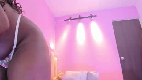 L O V E  online show from 25, 11, 2025