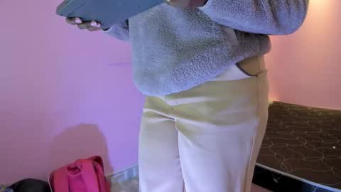 L O V E  online show from 17, 1, 2026