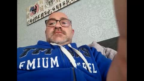 lover010983 online show from 15, 1, 2025